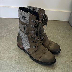 Sorel Olive Brown Leather & Gray Wool Lace-Up Combat Boots